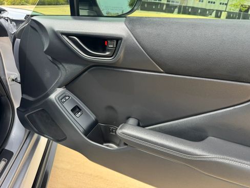 Used 2025 Toyota GR86 Premium RWD image 32
