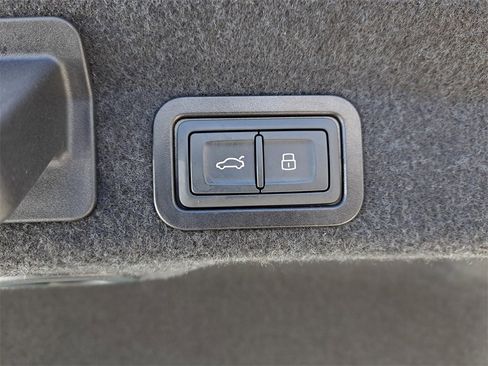 Certified 2025 Audi A6 Premium Plus w/ Premium Plus Package image 32