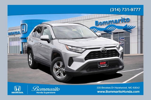 Used 2025 Toyota RAV4 XLE w/ Weather Package AWD/4WD image 1