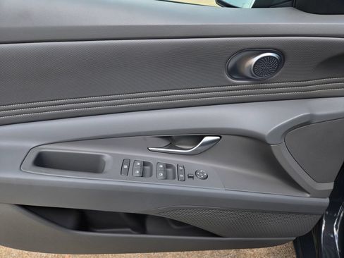 New 2026 Hyundai Elantra SEL Sport Premium FWD image 18