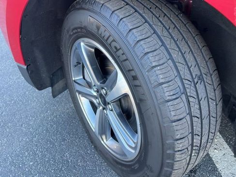 Used 2024 Ford Edge SEL w/ Convenience Package AWD/4WD image 9