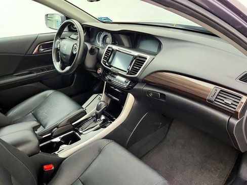 Used 2017 Honda Accord EX-L image 24