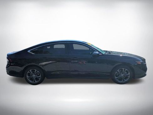Used 2024 Honda Accord EX image 2