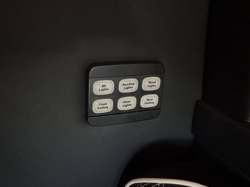 Used 2021 Mercedes-Benz Sprinter 2500 image 43
