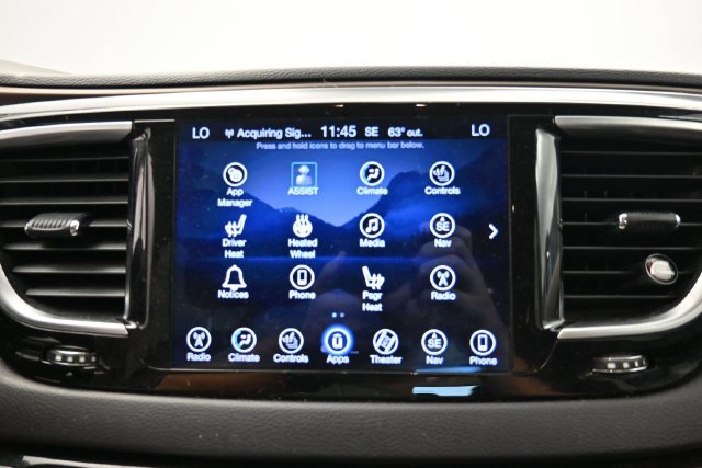 Used 2017 Chrysler Pacifica Touring-L Plus FWD image 22