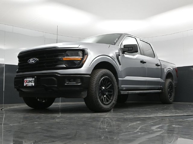 Used 2025 Ford F150 XLT w/ Equipment Group 301A Standard AWD/4WD image 60