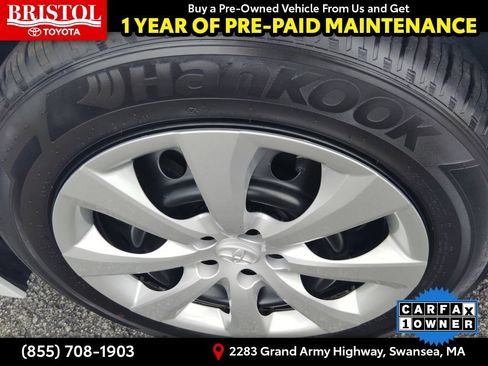 Used 2026 Toyota Corolla LE FWD image 12