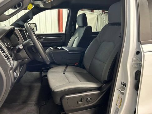 Used 2022 RAM 1500 Big Horn AWD/4WD image 13