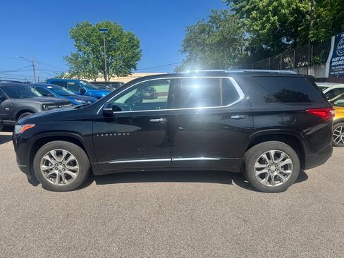 Used 2020 Chevrolet Traverse Premier w/ LPO, Floor Liner Package AWD/4WD image 2