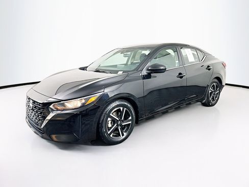 Used 2024 Nissan Sentra SV FWD image 3