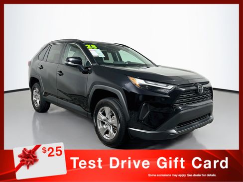 Used 2025 Toyota RAV4 XLE FWD image 1