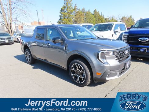 New 2026 Ford Maverick Lariat w/ 4K Tow Package image 1