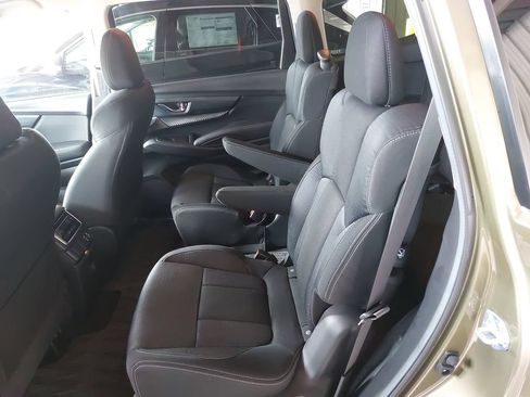 Certified 2024 Subaru Ascent Premium w/ Convenience Package AWD/4WD image 15