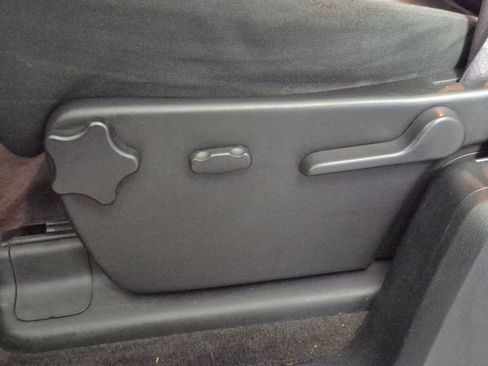 Used 2011 Chevrolet Silverado 2500 LT w/ Interior Plus Package image 15