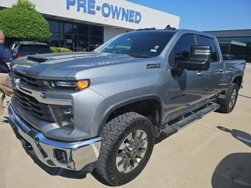 Used 2024 Chevrolet Silverado 2500 LT w/ Texas Edition AWD/4WD image 1