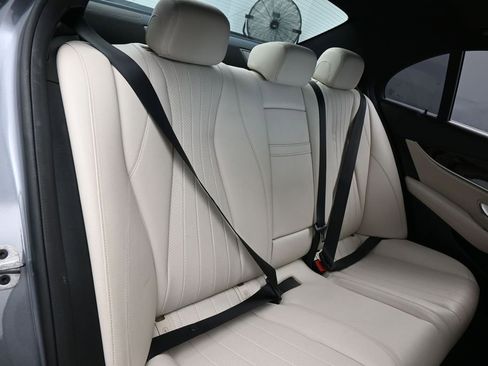 Used 2019 Mercedes-Benz E 300 image 41
