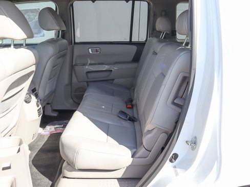Used 2010 Honda Pilot Touring image 9