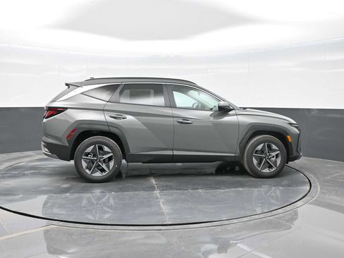 New 2026 Hyundai Tucson SEL image 8