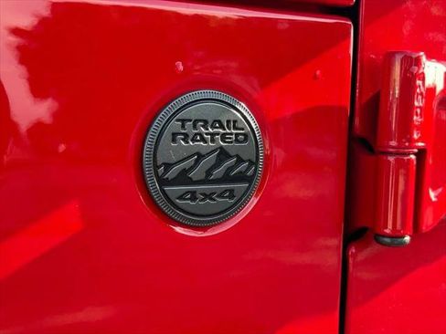 Certified 2022 Jeep Wrangler Unlimited Sport AWD/4WD image 32
