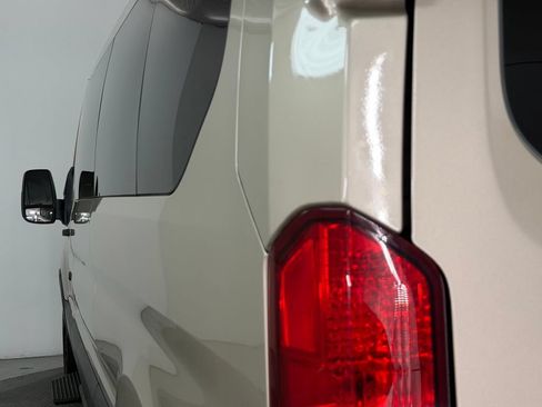 Used 2018 Ford Transit 350 XL RWD image 47