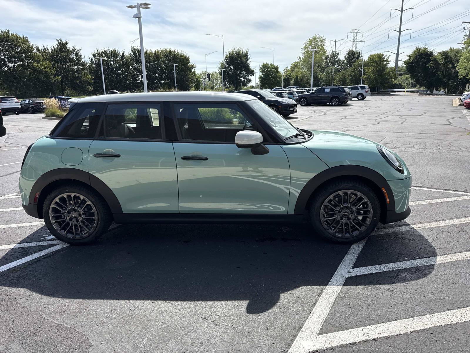 New 2026 MINI Cooper S FWD image 5