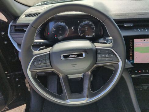 New 2026 Jeep Grand Cherokee Altitude AWD/4WD image 20