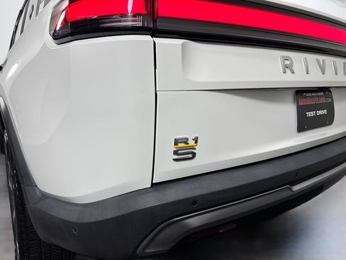 Used 2024 Rivian R1S Adventure AWD/4WD image 50