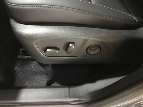 New 2026 GMC Acadia Elevation w/ Elevation Premium Package FWD image 29