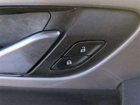 Used 2022 Chevrolet Blazer LT image 15