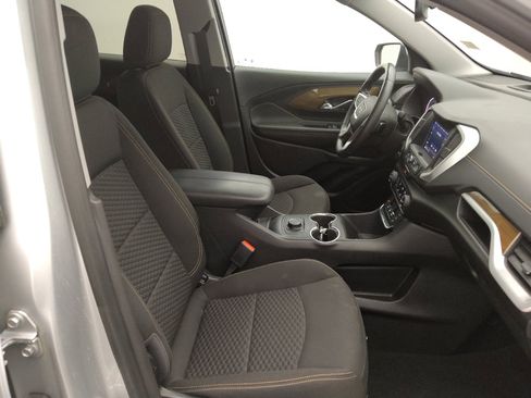 Used 2020 GMC Terrain SLE FWD image 21