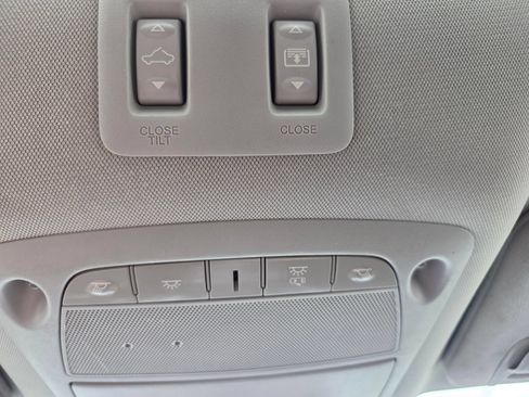 Used 2019 Nissan Murano S AWD/4WD image 19