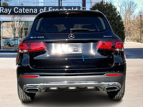 Certified 2022 Mercedes-Benz GLC 300 4MATIC image 4
