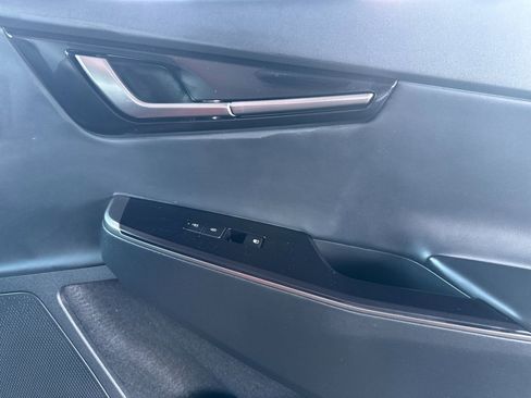 New 2025 Kia EV6 Light w/ Light LR Technology Package image 18