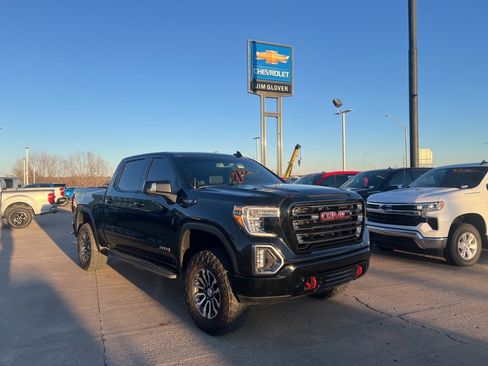 Used 2021 GMC Sierra 1500 AT4 image 3