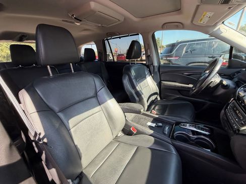 Used 2019 Honda Pilot Touring image 34