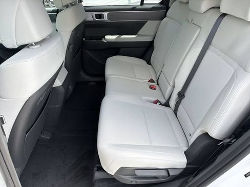 New 2026 Hyundai Santa Fe SE FWD image 21
