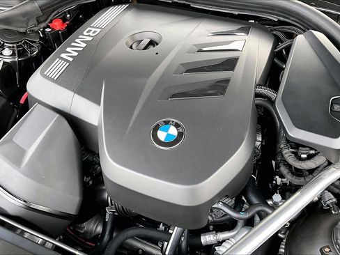 New 2026 BMW 530i xDrive w/ Premium Package AWD/4WD image 15