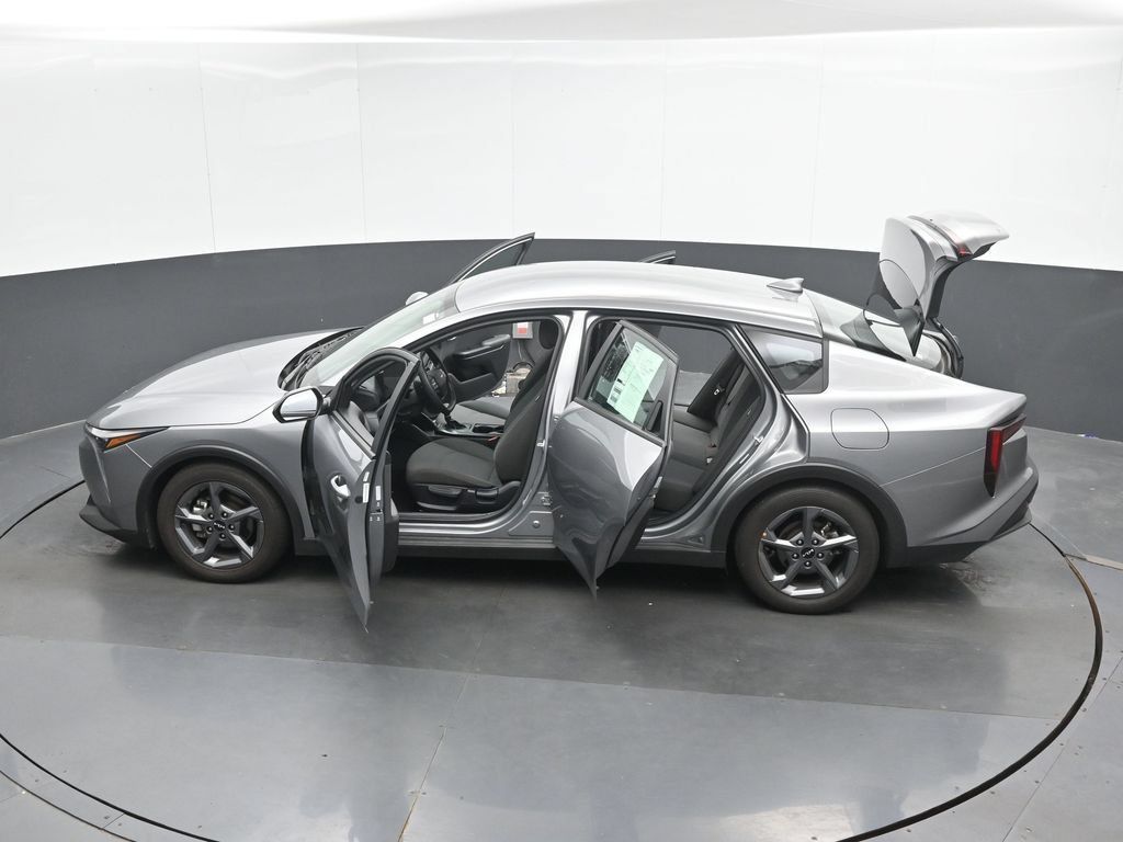 Used 2025 Kia K4 FWD image 48