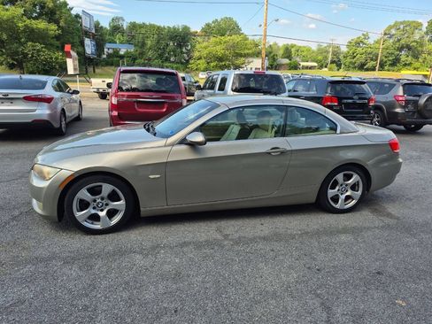 Used 2008 BMW 328i Convertible RWD image 2