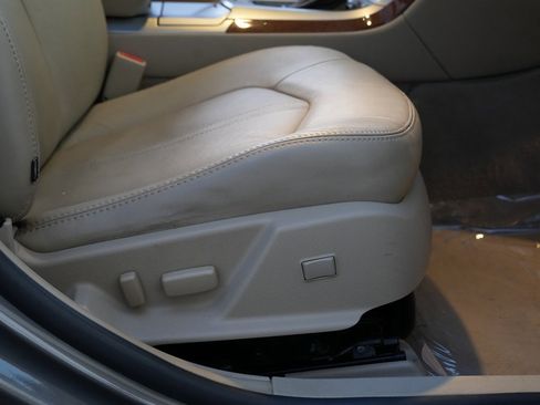 Used 2012 Cadillac CTS Luxury image 36