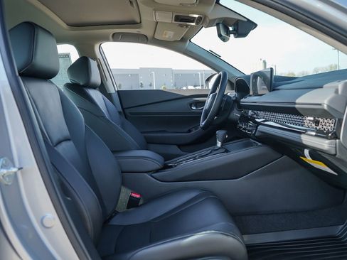 New 2025 Honda Accord Touring image 8