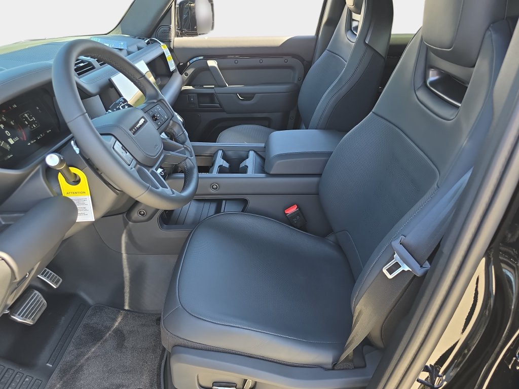 New 2026 Land Rover Defender 110 OCTA AWD/4WD image 16