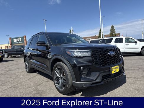 Used 2025 Ford Explorer ST-Line w/ Premium Package AWD/4WD image 5
