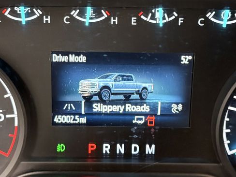 Used 2023 Ford F250 XLT w/ FX4 Off-Road Package image 20