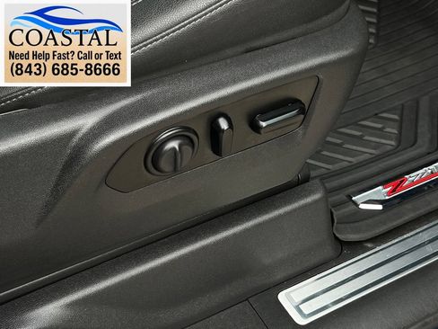 Used 2021 Chevrolet Silverado 1500 LTZ AWD/4WD image 29