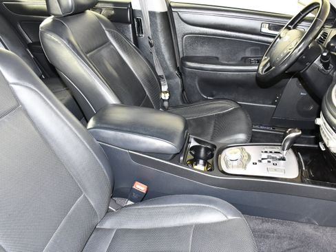 Used 2013 Hyundai Genesis 5.0 R-Spec RWD image 43