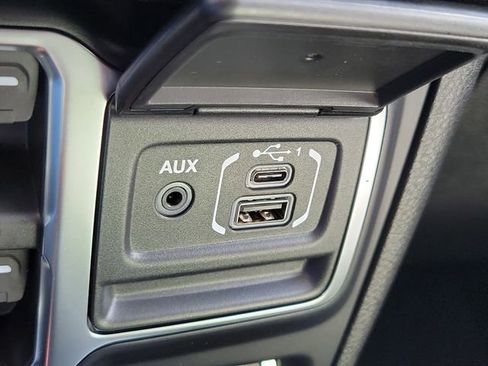 New 2026 Jeep Gladiator Rubicon AWD/4WD image 23