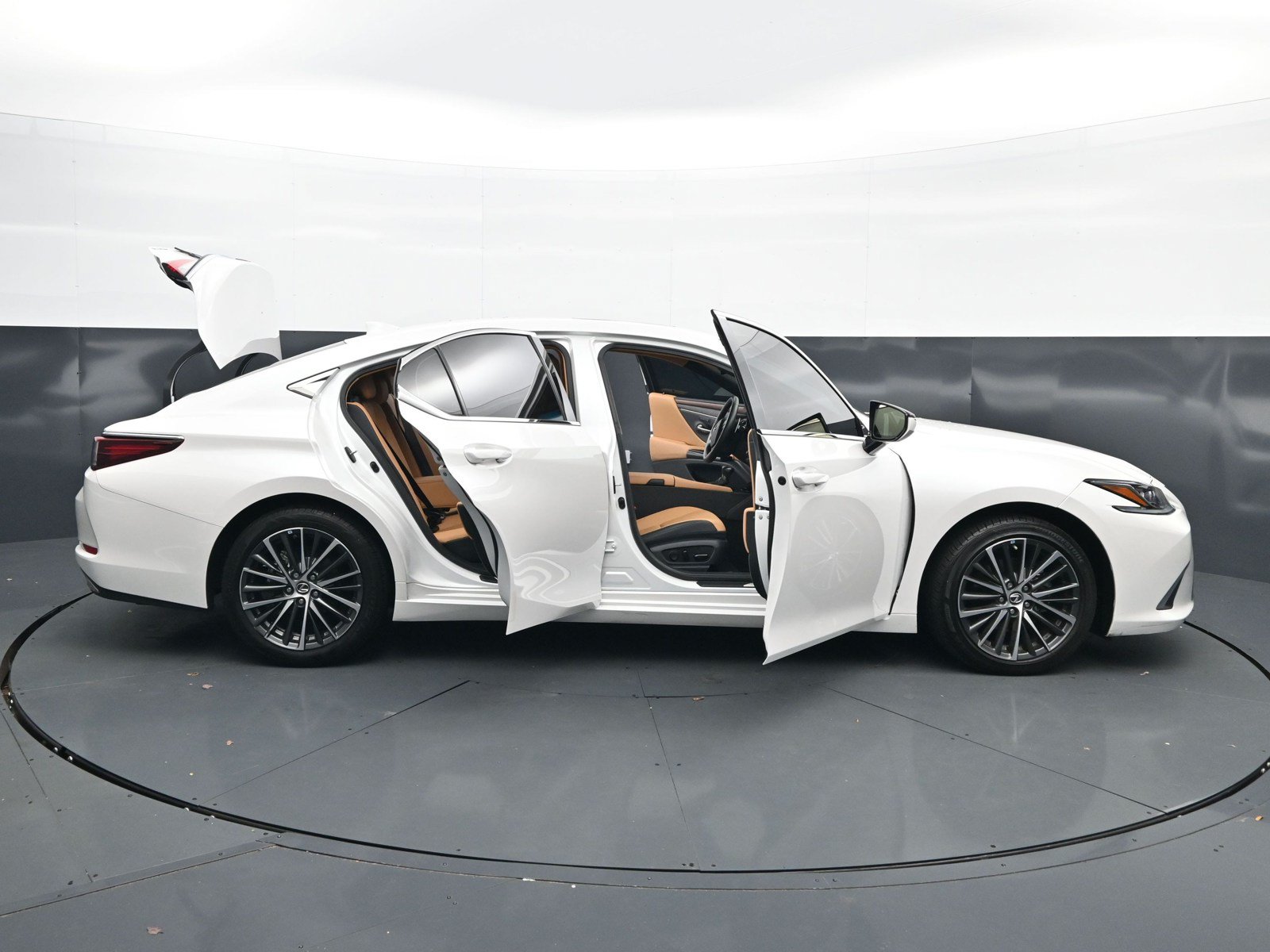 Used 2025 Lexus ES 350 w/ Premium Package FWD image 45