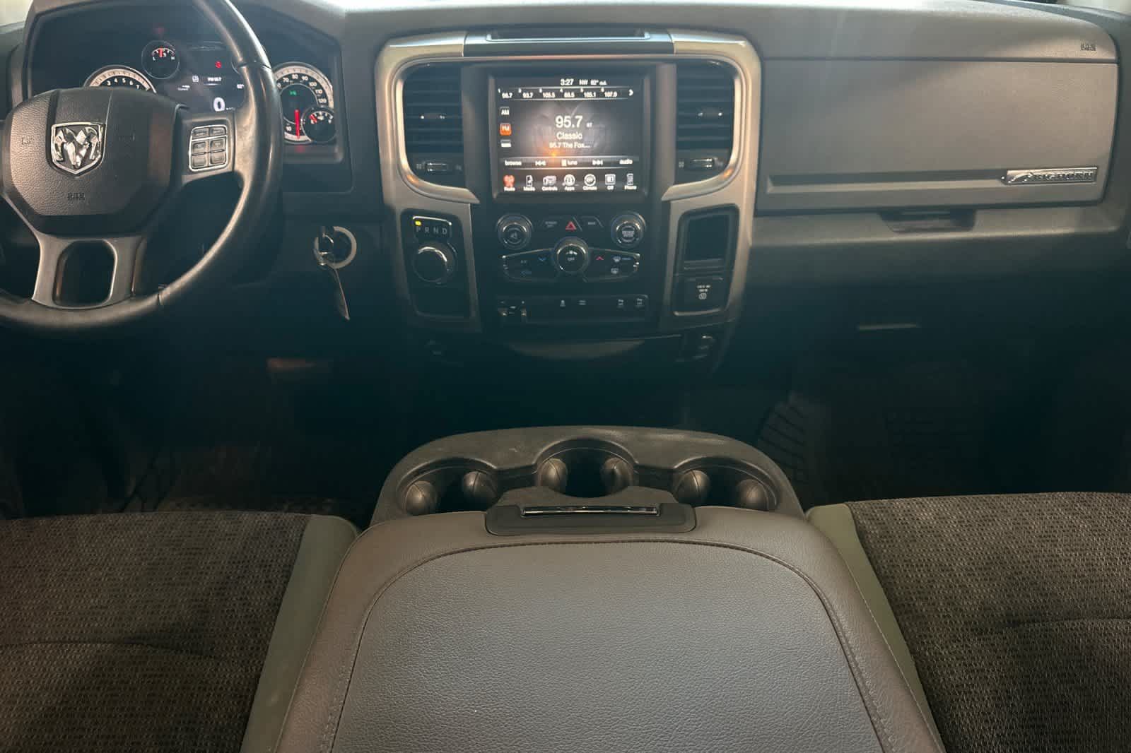 Used 2016 RAM 1500 Big Horn RWD image 4