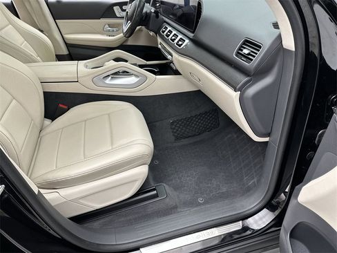 Used 2020 Mercedes-Benz GLE 350 4MATIC image 25